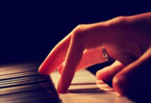 皇冠体育官网：能赢上海队？广东最强阵容正式诞生，“洛夫顿克星”将拯救杜锋！.